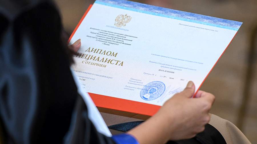 Купить диплом аттестат с бесплатной доставкой до двери Купить диплом аттестат с бесплатной доставкой до двери